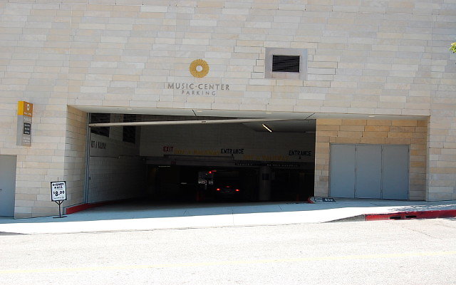 2nd street Entrance