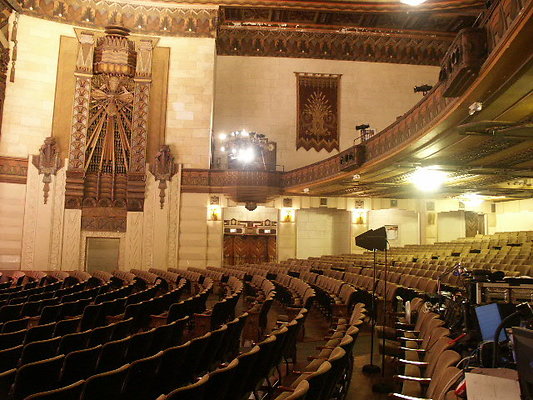 Warner.Grand.Theater.21