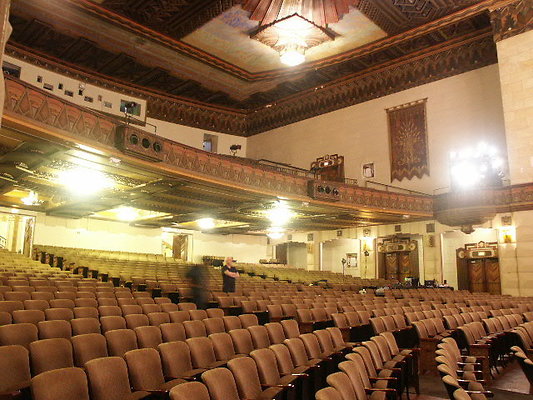 Warner.Grand.Theater.10