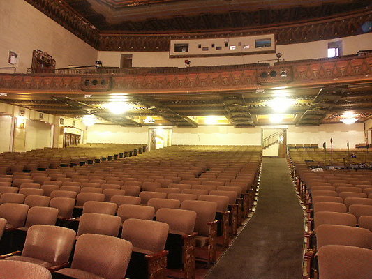 Warner.Grand.Theater.17