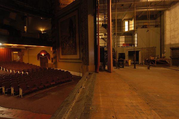 palacetheatre-stage-007