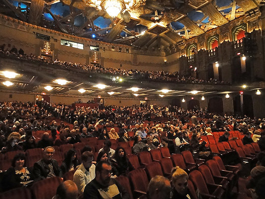 Pantages.Theater.Ints.06