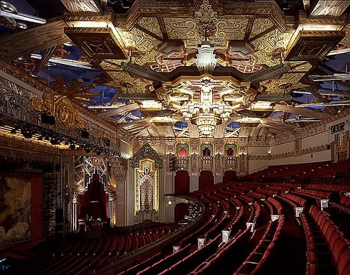 Pantages.Theater.Ints.04