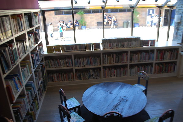 St.Genevieve.Library.UNI16
