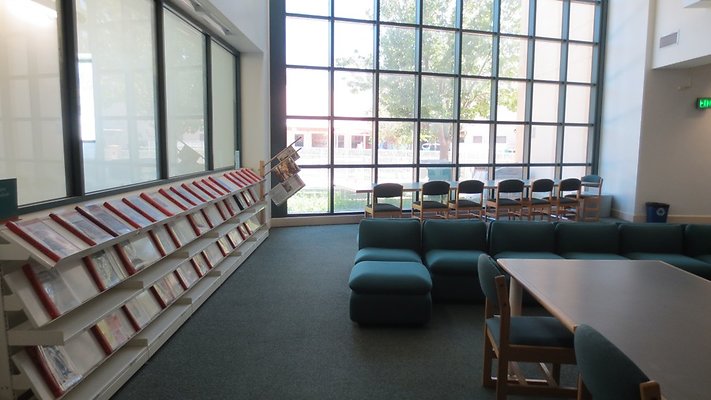 LA.Mission.Uni.Library.11
