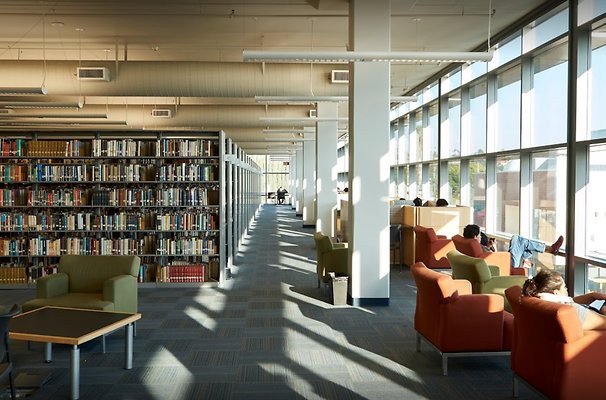 LACC.New.Library.03