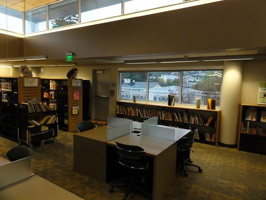 Silverlake.LA.City.Library.56