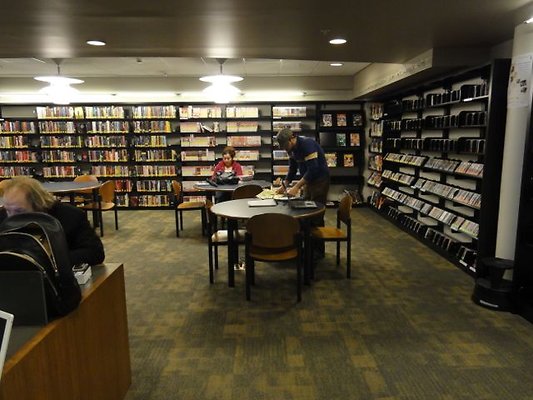 Silverlake.LA.City.Library.25