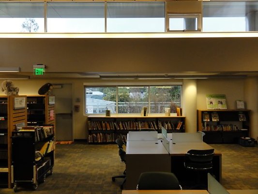 Silverlake.LA.City.Library.55