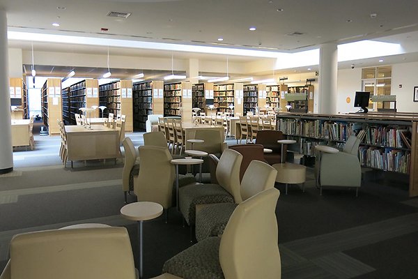 LA.Valley.College.Library.42