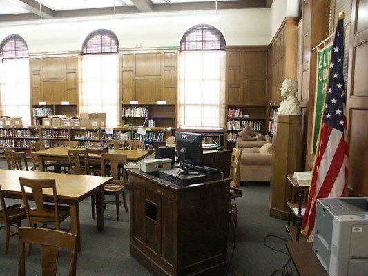 Eliot.MS.Library.10