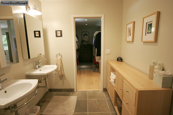 29master-bath-reverse