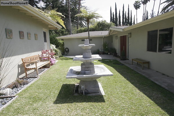41front-lawn-reverse
