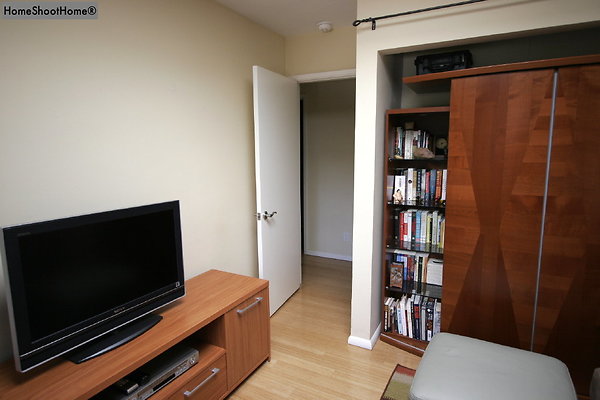 21bedroom1-reverse