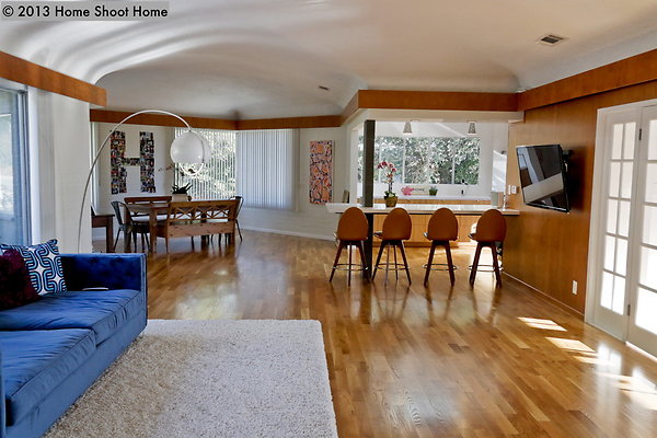 04living-room