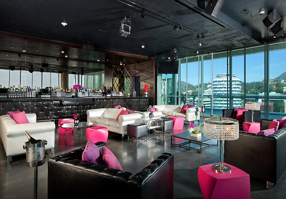 W Hollywood The Loft Social.1