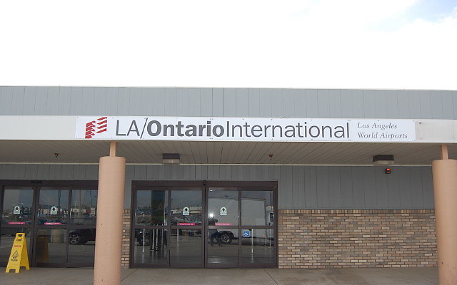 Ontario Int&apos;l  airport terminal