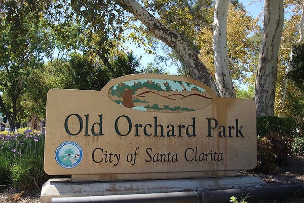 90.Old.Orchard.Park.Newhall
