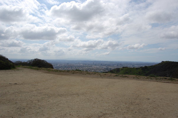 Runyon Canyon.Trail Junction