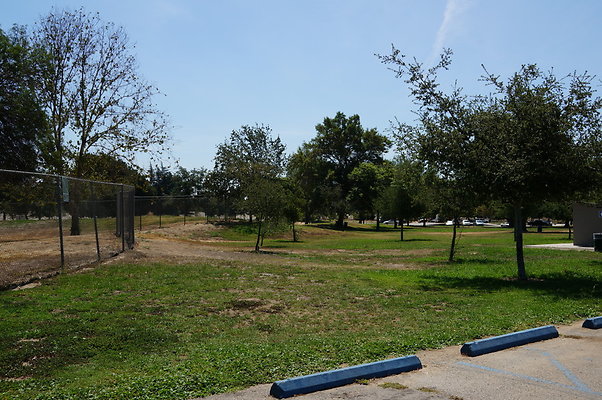 Woodley Park.Archery Range04