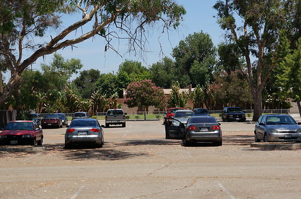 Woodley.Lakes.G.C.Parking.Lot23