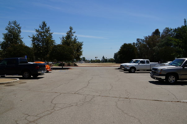 Woodley.Lakes.G.C.Parking.Lot36