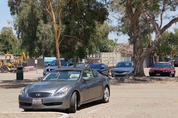 Woodley.Lakes.G.C.Parking.Lot22