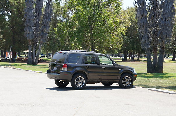 Woodley Park.Play.Ground.Parking.Lot19