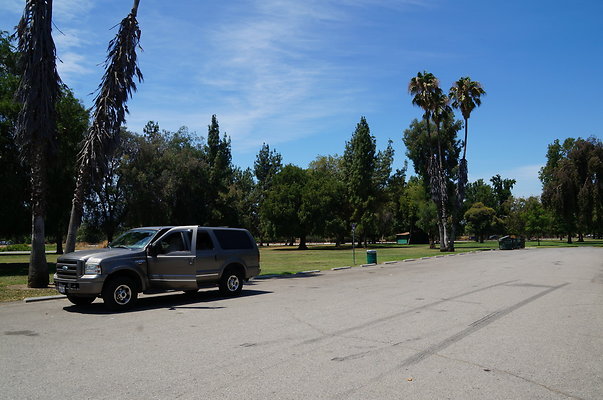 Woodley Park.Play.Ground.Parking.Lot13