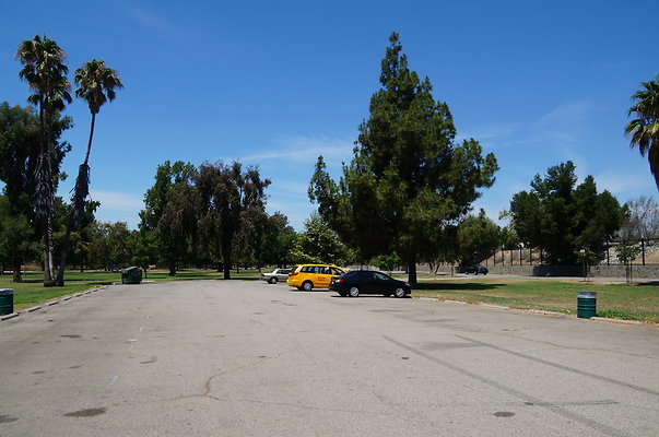 Woodley Park.Play.Ground.Parking.Lot