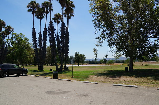 Woodley Park.Play.Ground.Parking.Lot10