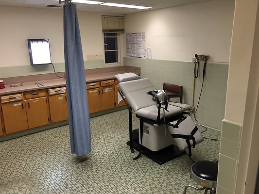 Hospital 75