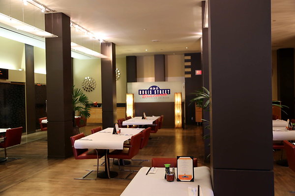 Bugis.St.Chineese.04