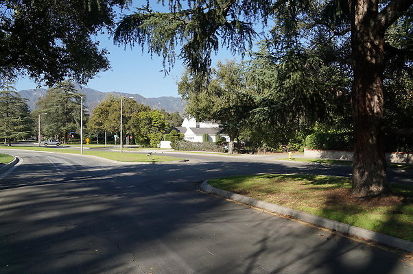 Woodward.Blvd.E.Pas.83