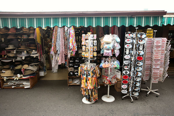 3rd&amp;FairfaxFarmersMarket 2015-06-27 STST 029