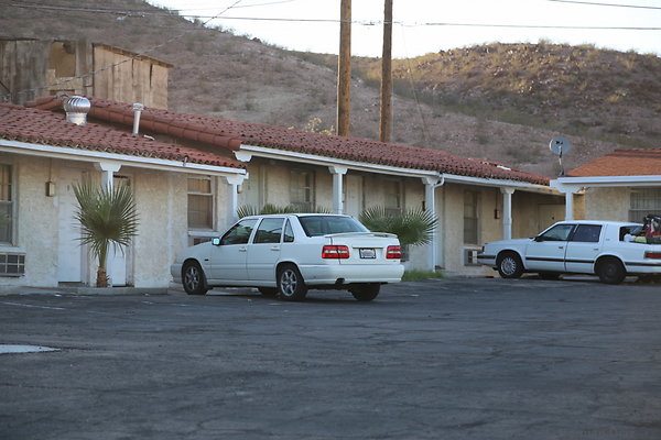 04 Torches Motel
