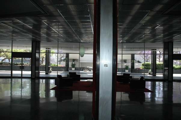 Boylston Lobby.Drive up