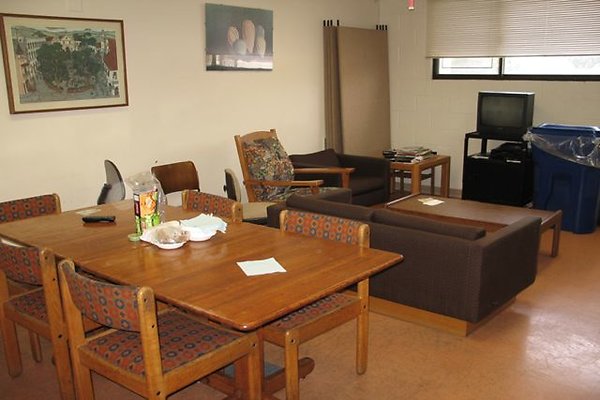 Interior-Employee Lounge-1