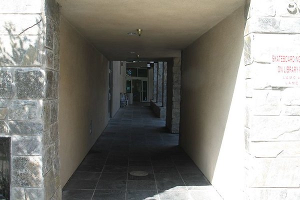Exterior-Entrance-9