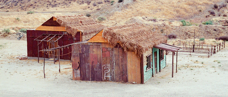 Blue.Cloud.Huts.06