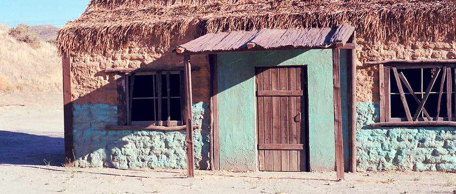 Blue.Cloud.Huts.08