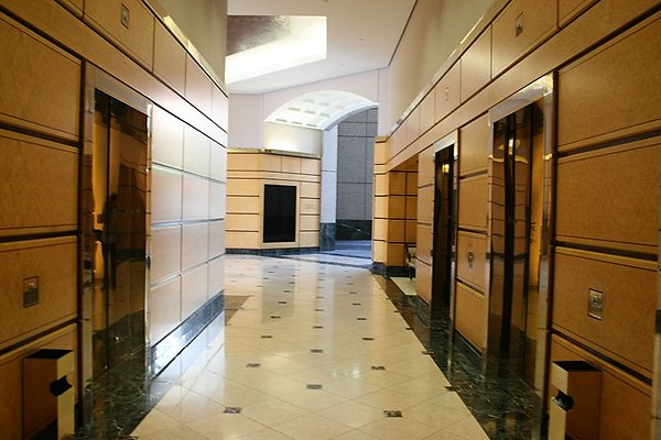Elevator.Lobby.801-Tower.Portal
