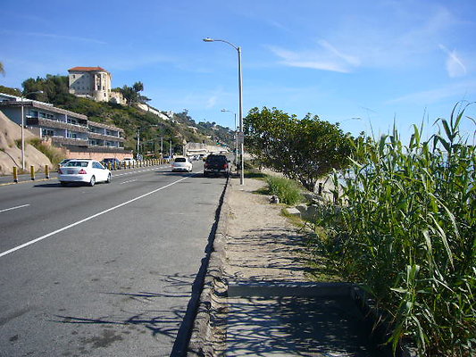 P1120898