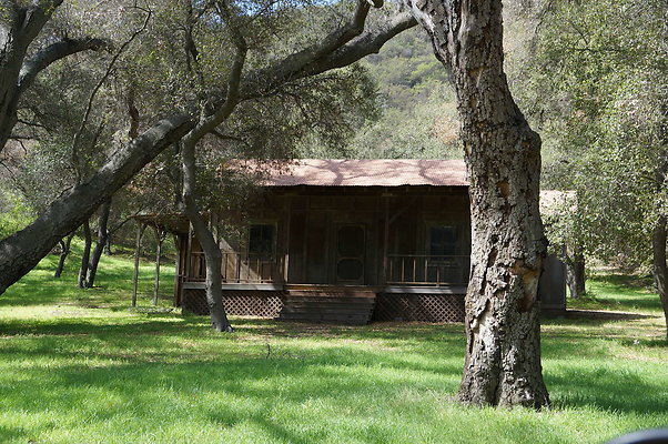 Ventura Farms Cabin - Hidden Valley