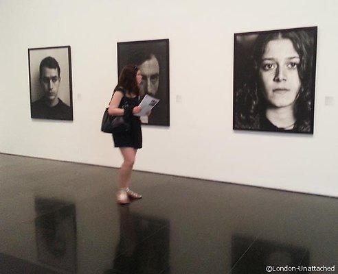 Catherine-at-the-museum-of-Contemporary-Art-exhibition-Barcelona