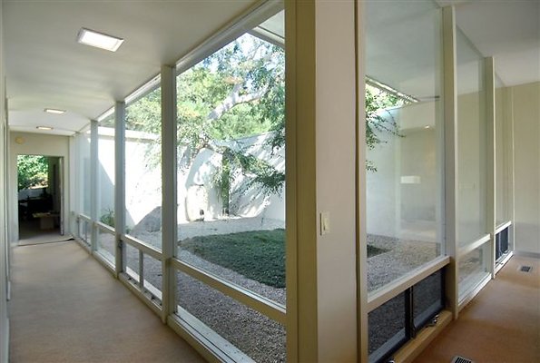 11 Neutra-Style-058