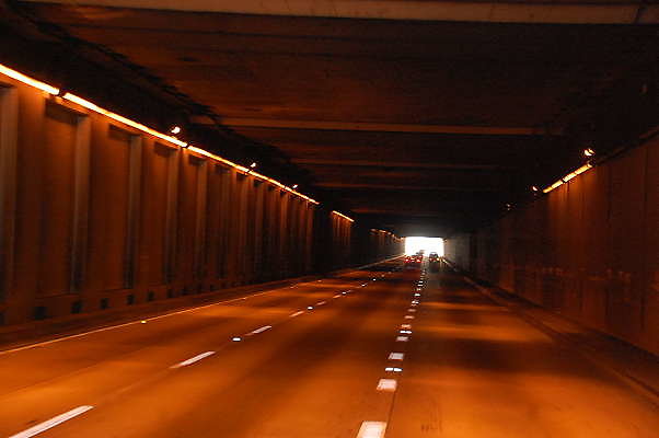 LAX Tunnel.Sepulveda