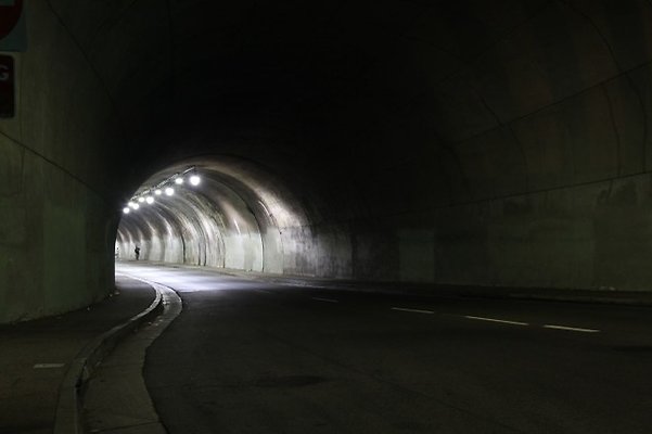 3rd.St.tunnel.Night.03