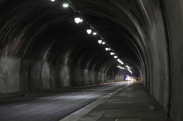 3rd.St.tunnel.Night.05