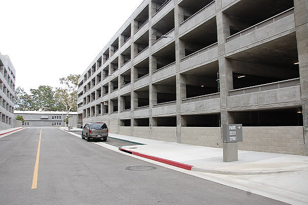 Playa.Parking Structure.12181.So.Campus04
